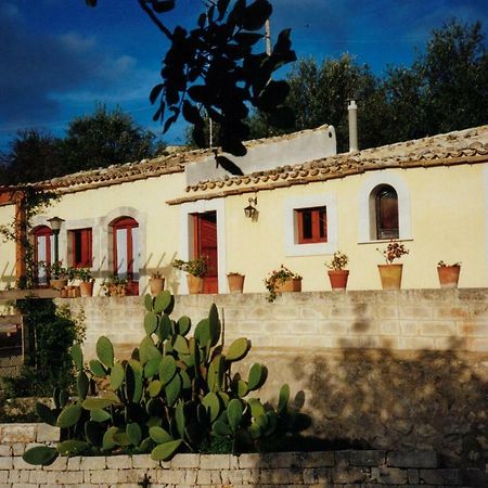 La Suma Sumalia Bed and Breakfast Noto Eksteriør billede
