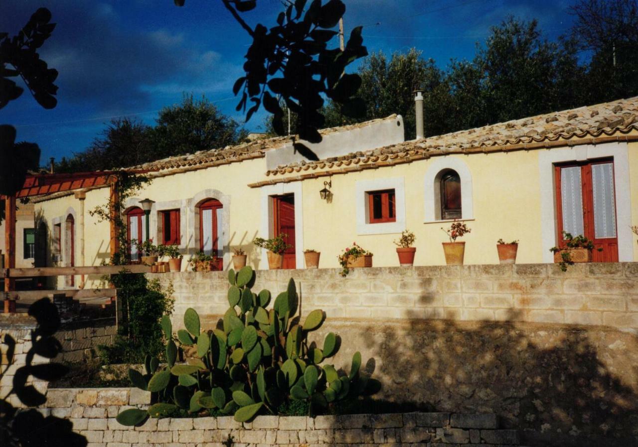 La Suma Sumalia Bed and Breakfast Noto Eksteriør billede